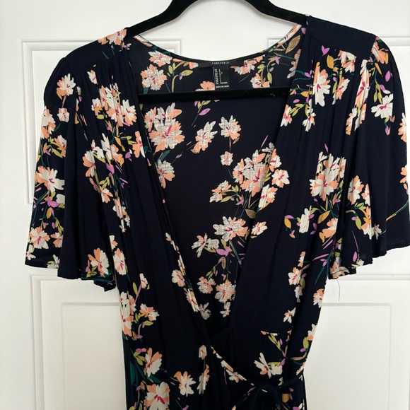 Forever 21 High-Low Floral Maxi Dress - Picture 2 of 5